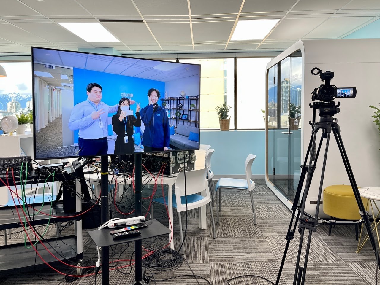 Online Operation. Remote and hybrid broadcast environment.